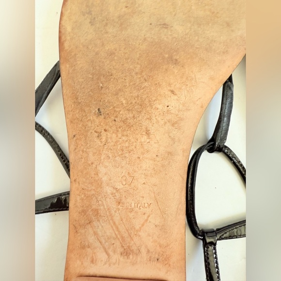 Prada Black Patent Leather open square toe flat thong sandals EU 37 - Picture 10 of 11